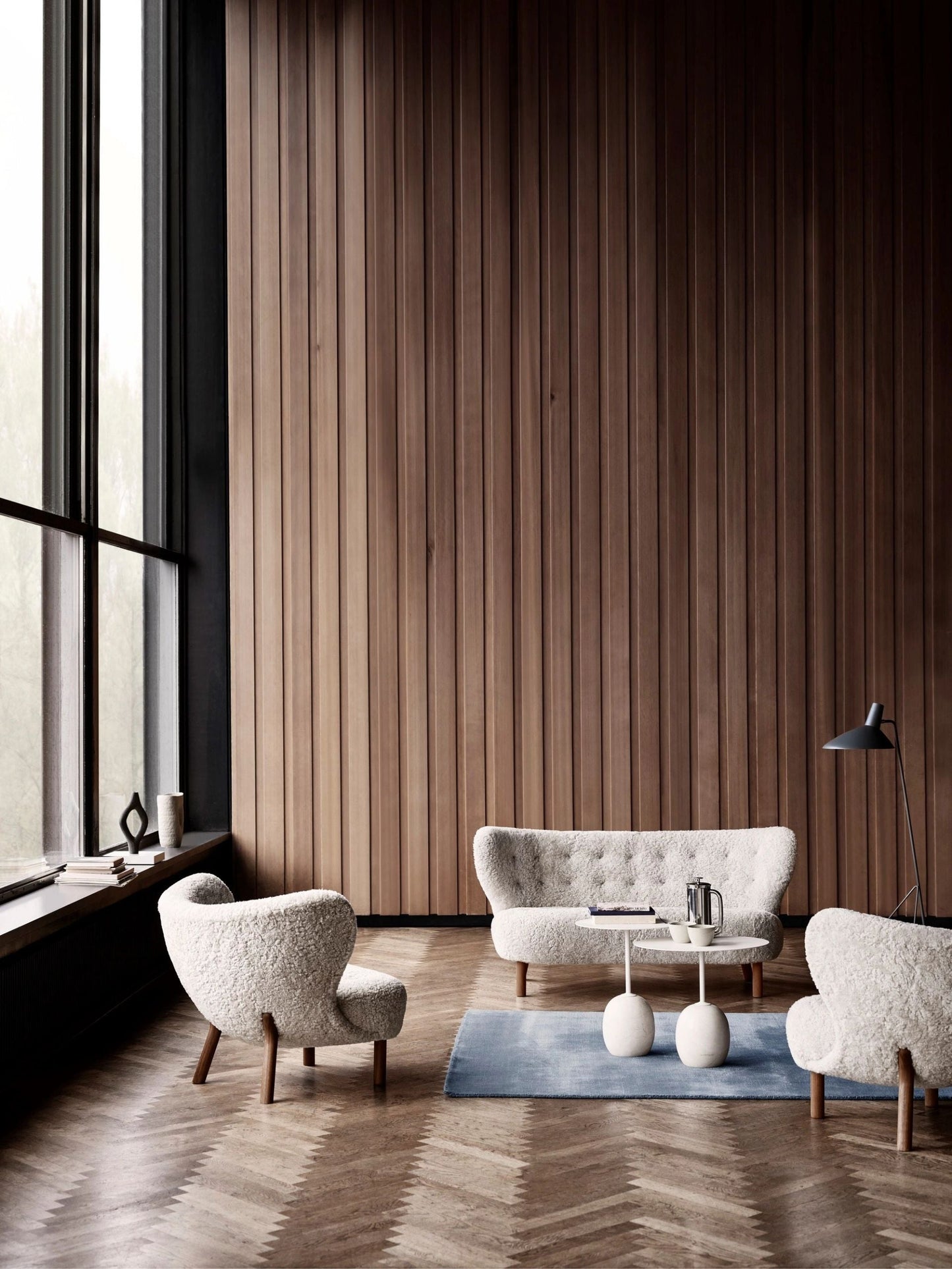 Classical Little Fitz Lounge Chair, Short Hair| DC Concept
