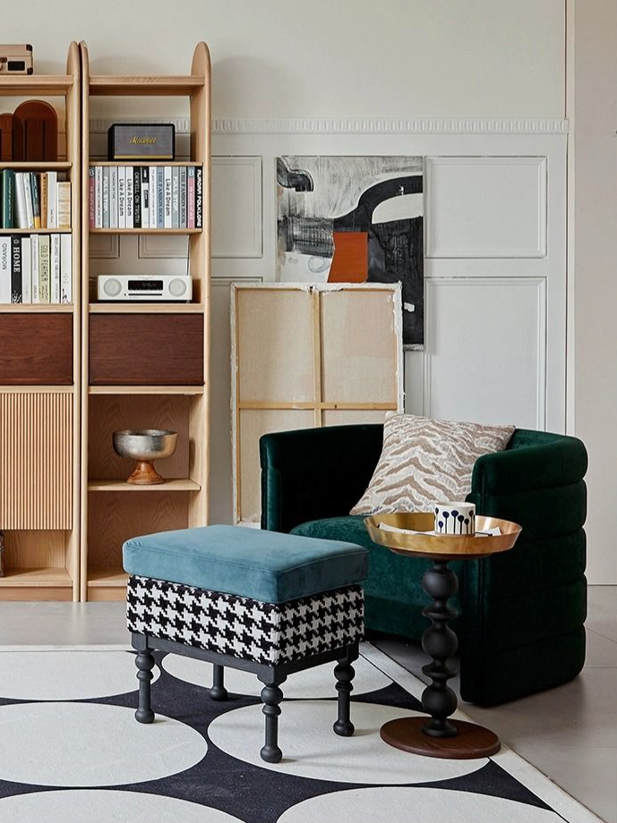 Cosmo Round Side Table With Gold Tray| DC Concept