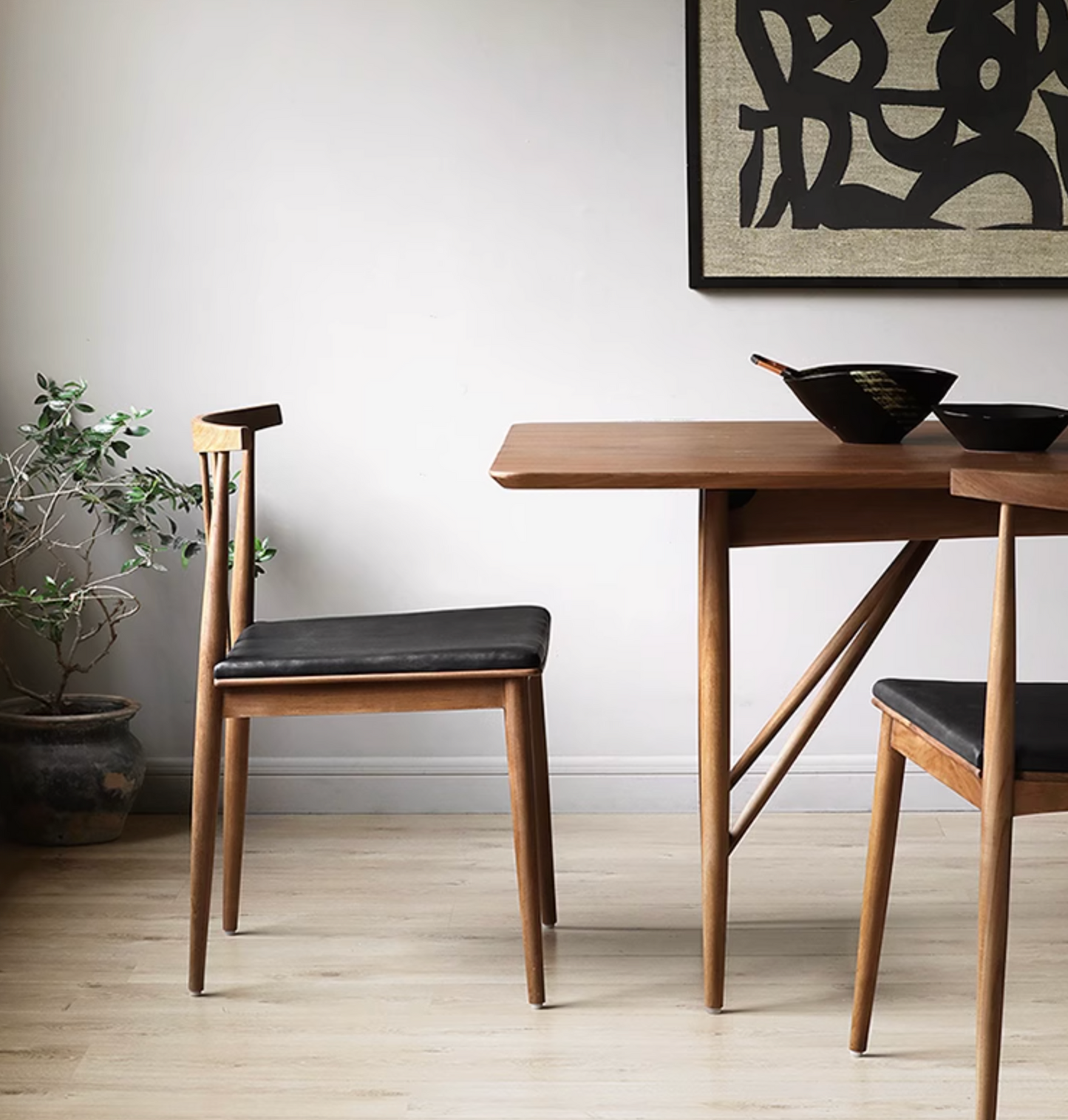 Wyatt Dining Chair, Balck| DC Concept