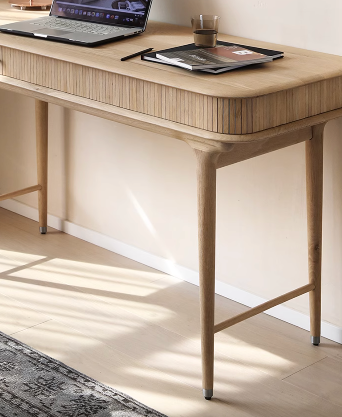 Hermosa E10 Office Desk| DC Concept