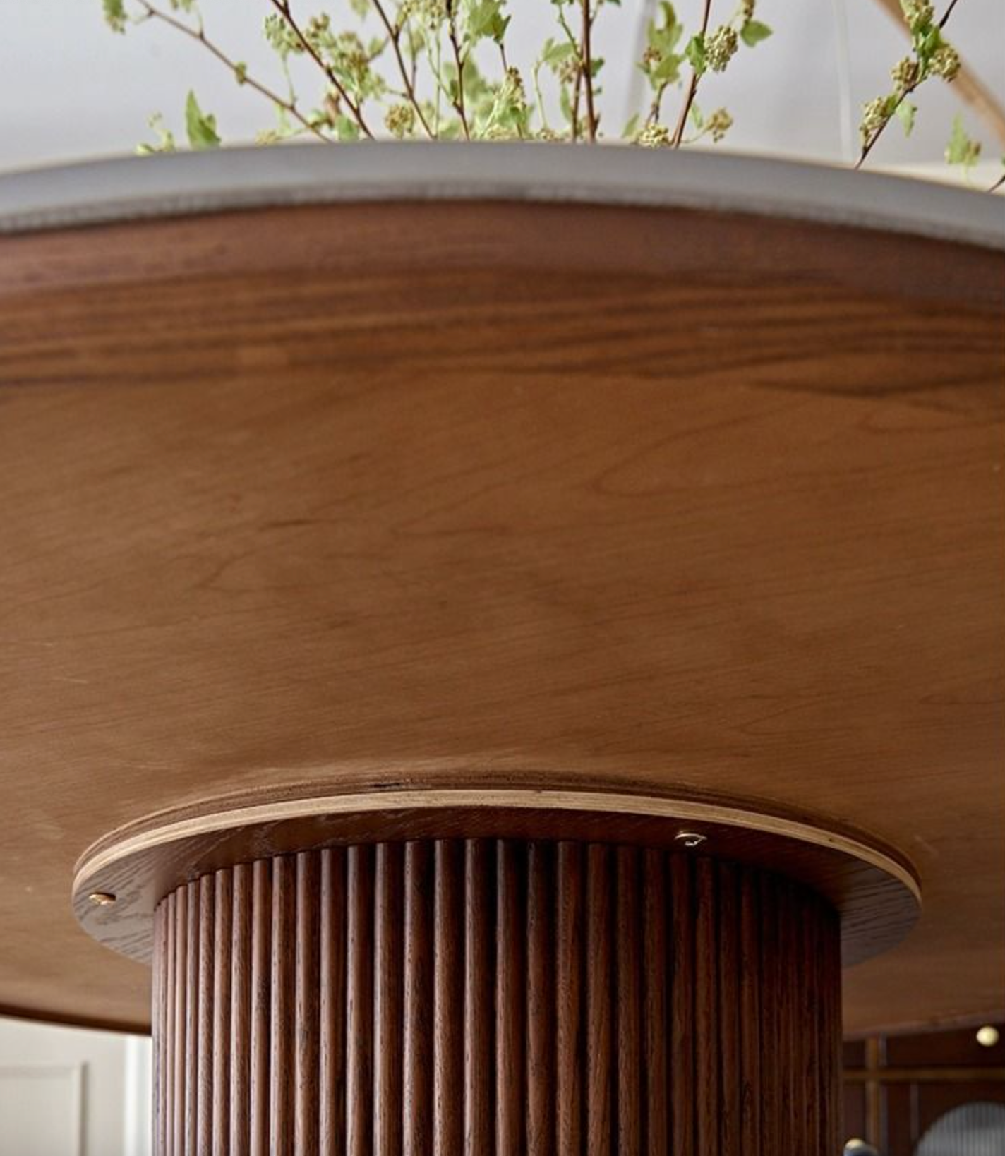Bek Round Dining Table, Brown| DC Concept