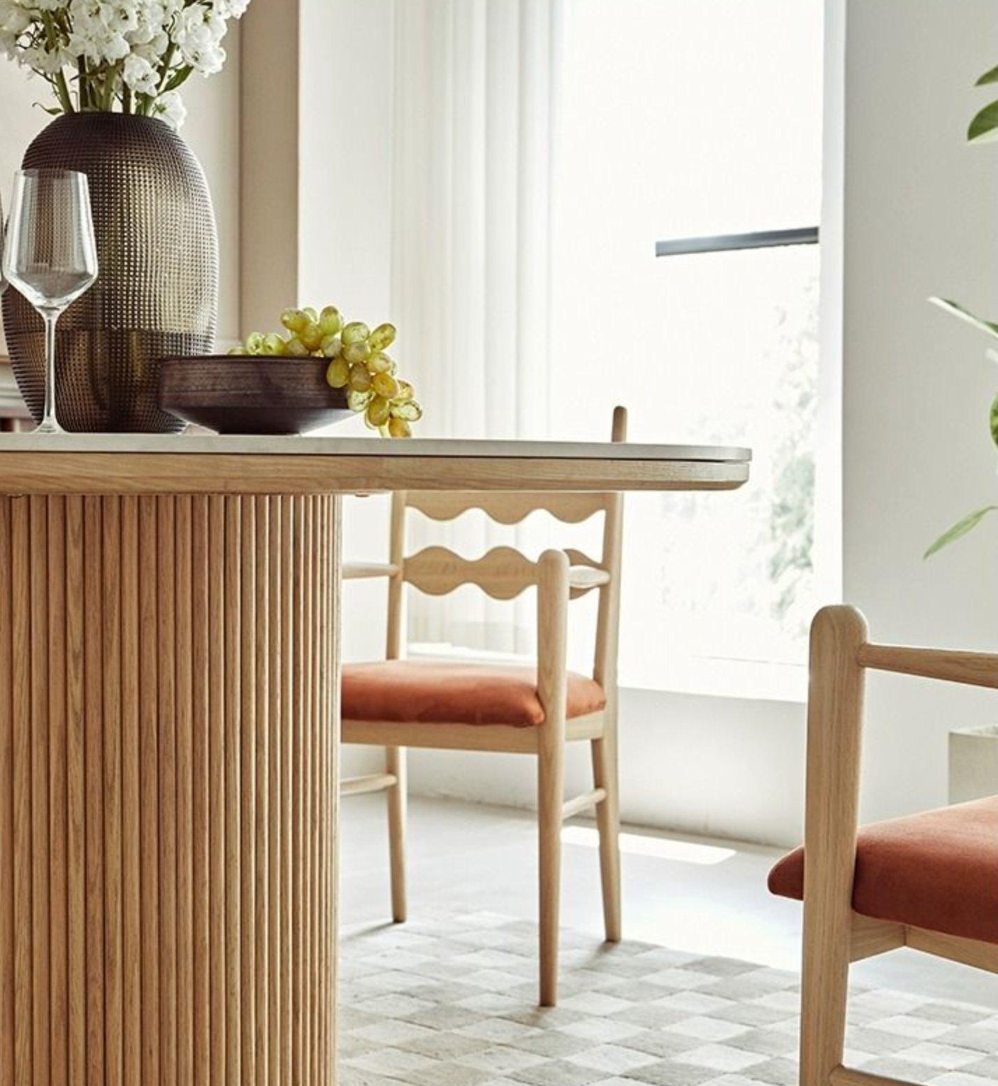 Bek Round Dining Table, White| DC Concept