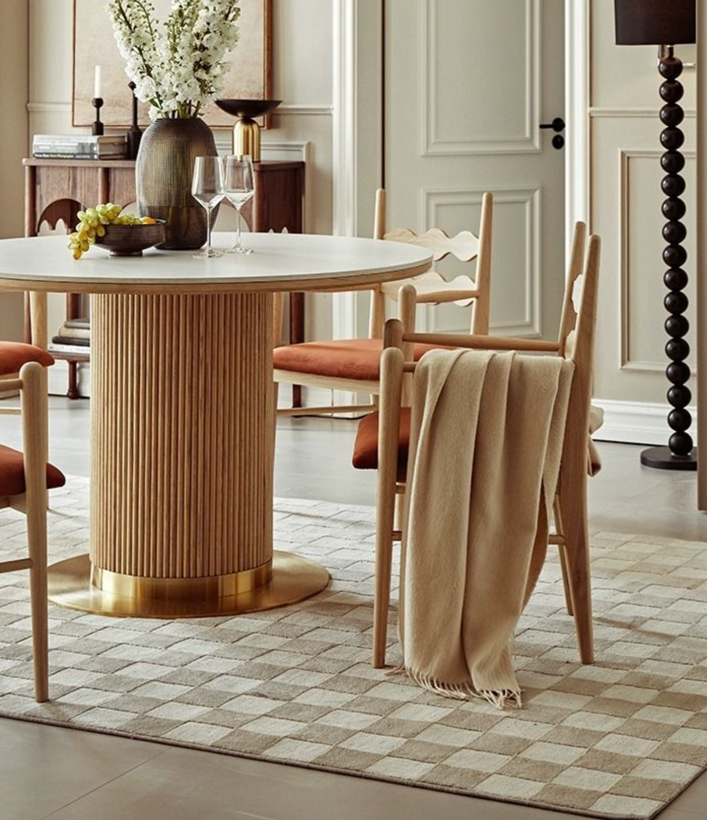 Bek Round Dining Table, White| DC Concept