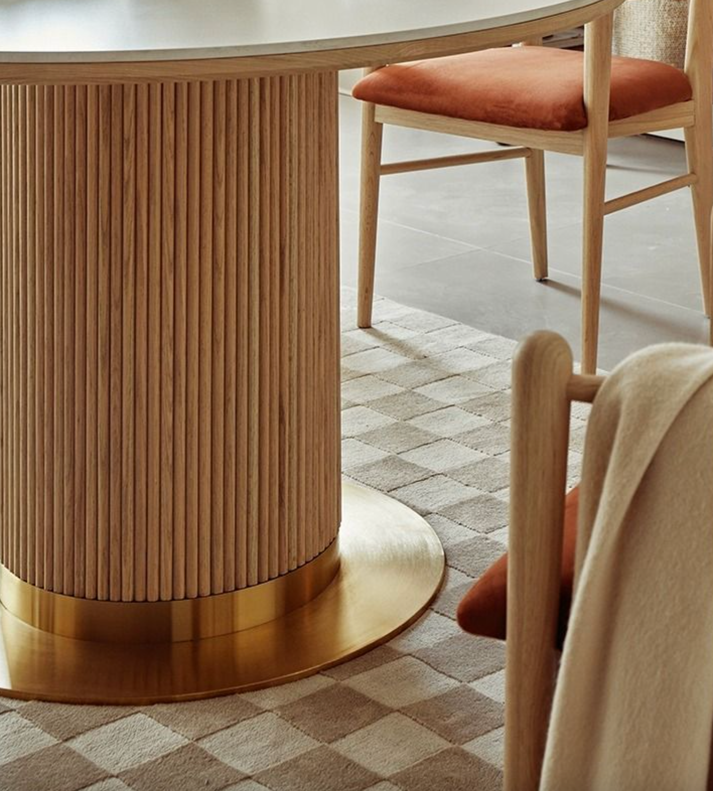 Bek Round Dining Table, White| DC Concept