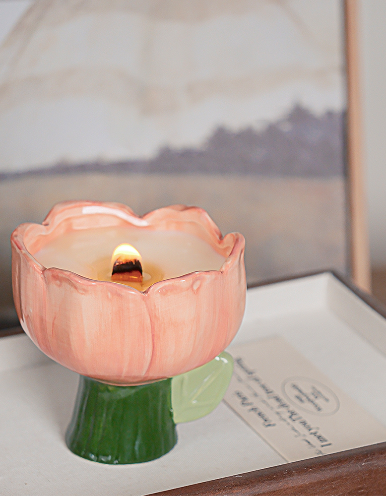 Delphine Scented Candle, Tulip