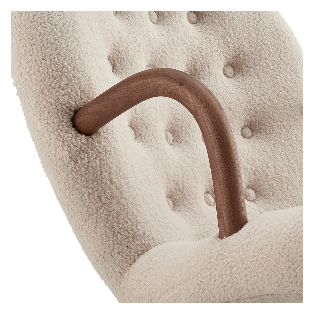 Arctander Clam Armchair Sheepskin, Long Hair｜ DC Concept