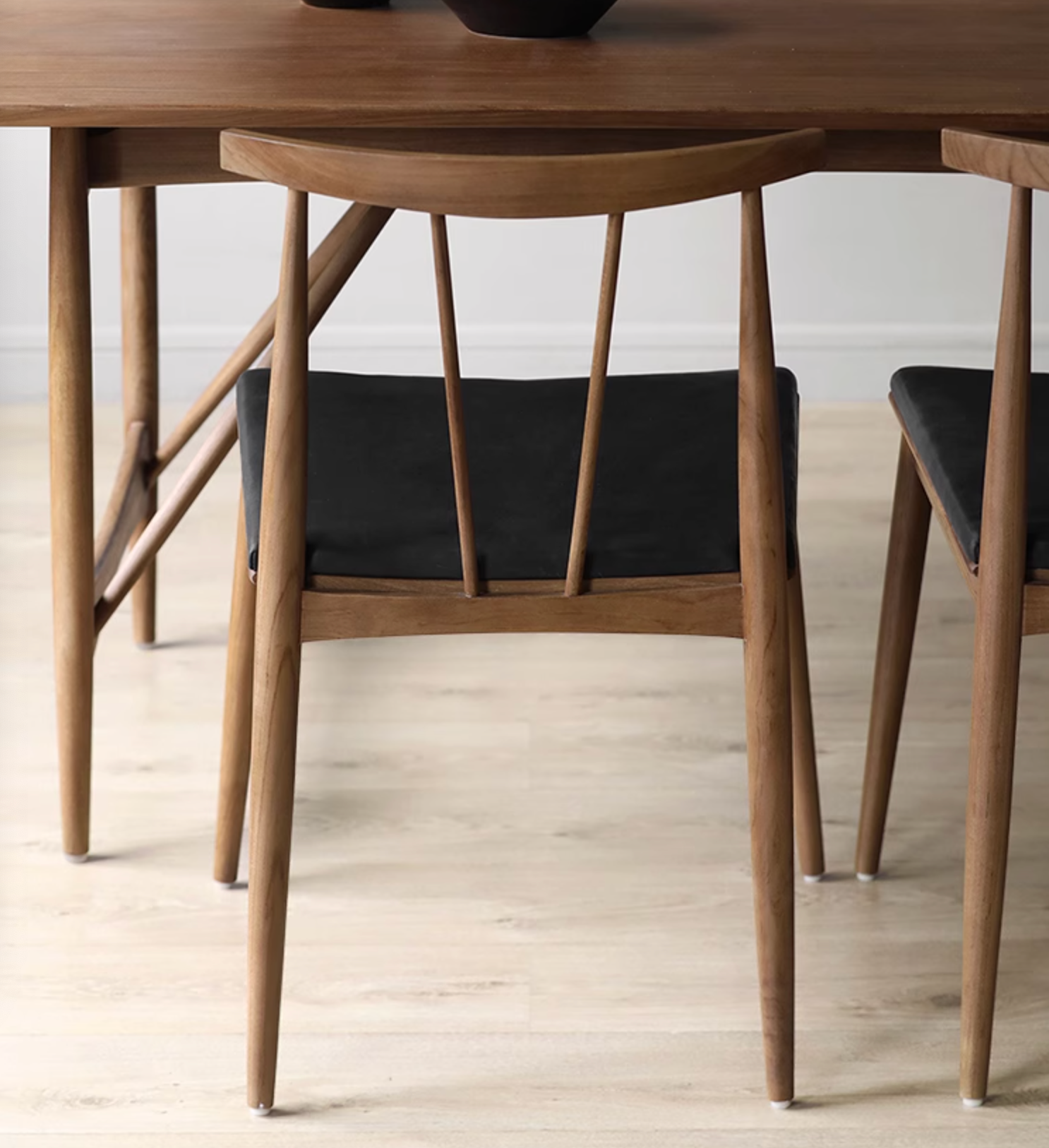 Wyatt Dining Chair, Balck｜ DC Concept