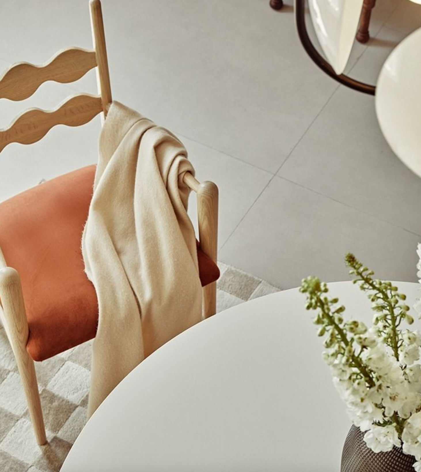 Mucha Dining Chair｜ DC Concept