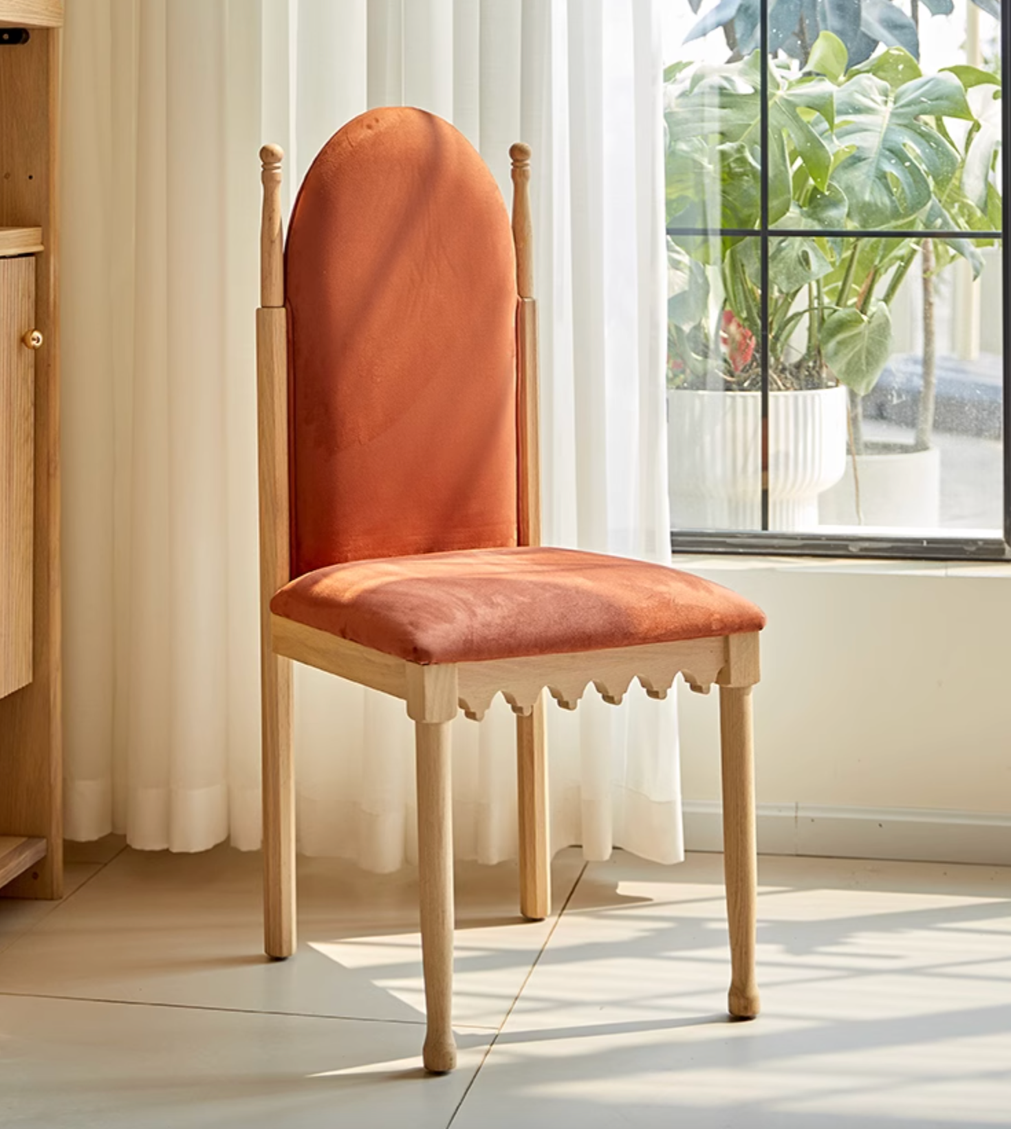 Ealing High-Back Dining Chair｜ DC Concept