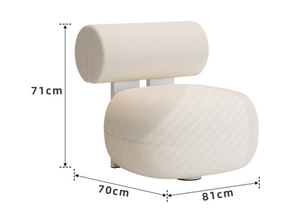 Claire Armchair, Boucle