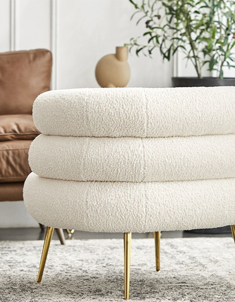 Demure Armchair, Boucle｜ DC Concept
